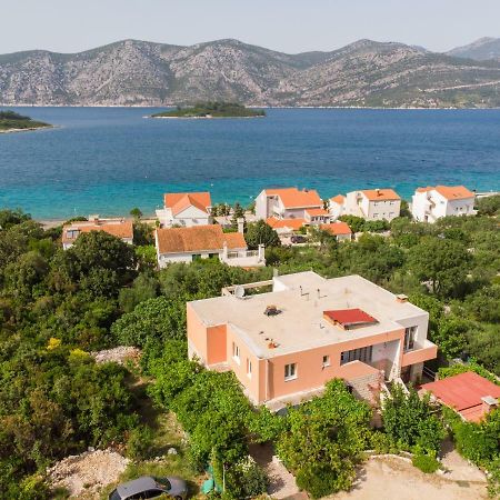 Apartment Slavka Račišće Kültér fotó