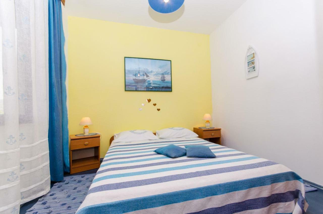 Apartment Slavka Račišće Kültér fotó